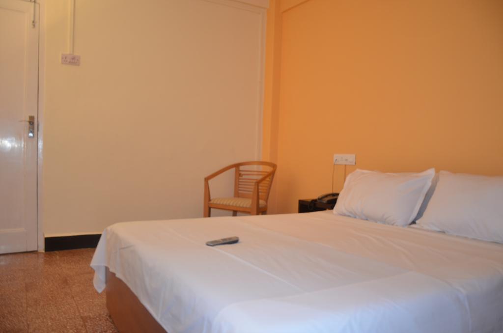 Hotel Ferreira Resort Lonavala Chambre photo